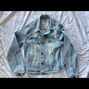 Love Tree Light wash denim jacket
